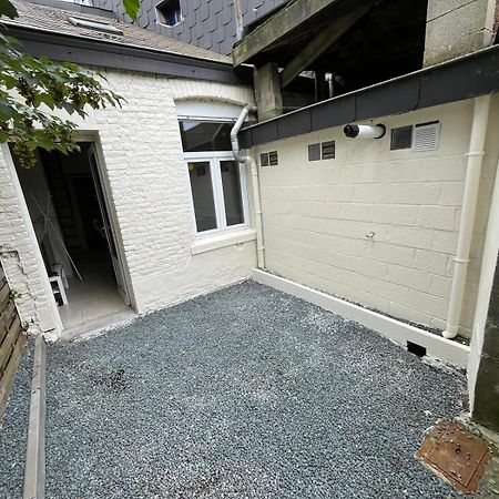 Station 173 A Bruxelles-Charleroi-Airport Apartment Exterior photo